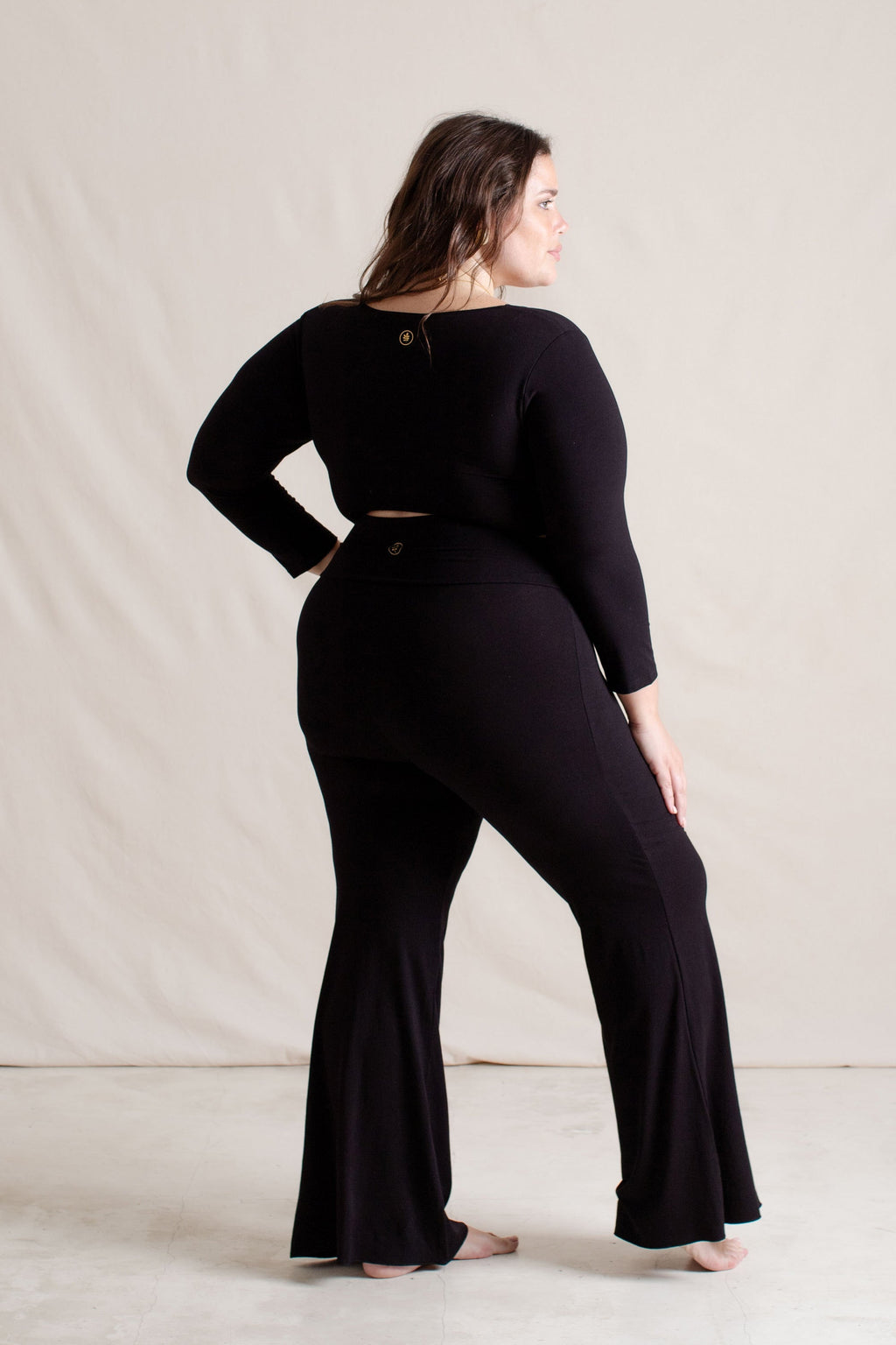 Agni Flares Black